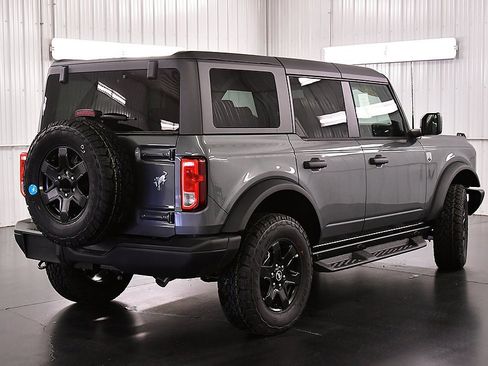 New 2025 Ford Bronco Big Bend w/ Black Diamond Package image 7
