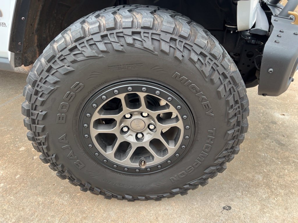 Used 2022 Jeep Wrangler Unlimited Rubicon AWD/4WD image 5