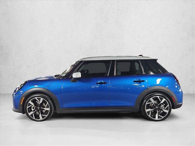 Used 2026 MINI Cooper 4-Door Hardtop FWD image 9