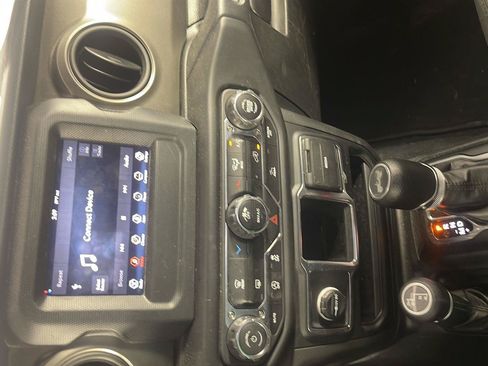 Used 2022 Jeep Wrangler Unlimited Sport AWD/4WD image 41