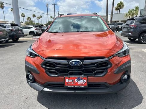 New 2025 Subaru Crosstrek 2.5i Limited w/ Crosstrek Mirror Package AWD/4WD image 2