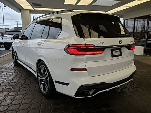 Used 2024 BMW X7 xDrive40i w/ Executive Package image 13