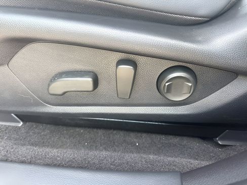 Used 2024 Subaru Crosstrek 2.5i Limited image 10