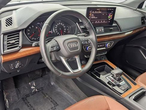 Used 2021 Audi Q5 2.0T Premium w/ Convenience Package AWD/4WD image 10