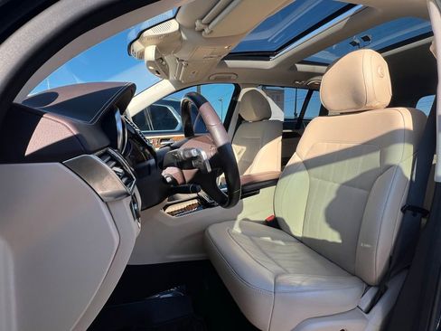 Used 2019 Mercedes-Benz GLS 450 4MATIC image 17