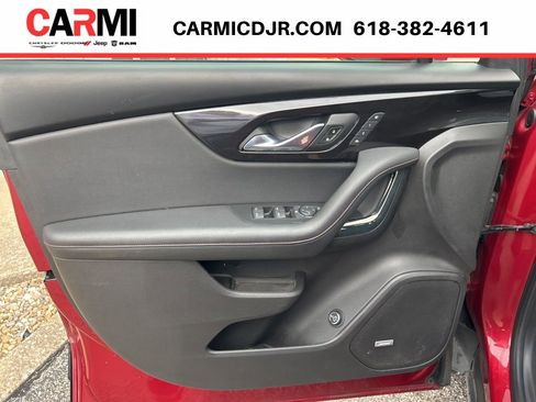 Used 2019 Chevrolet Blazer RS AWD/4WD image 14