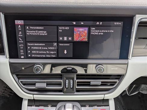 Used 2025 Porsche Macan S image 17