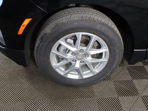 Used 2023 Chevrolet Equinox LT AWD/4WD image 15