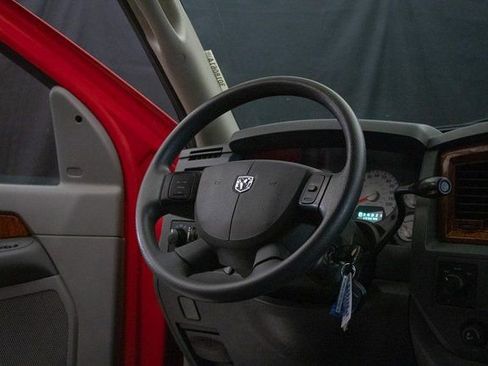 Used 2006 Dodge Ram 1500 Truck SLT w/ Trailer Tow Group image 11