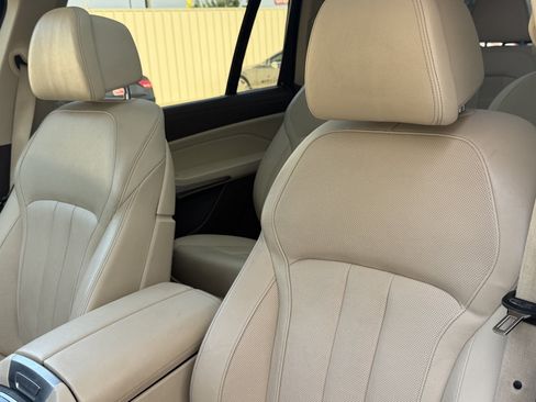 Used 2019 BMW X7 xDrive40i w/ Luxury Seating Package AWD/4WD image 19
