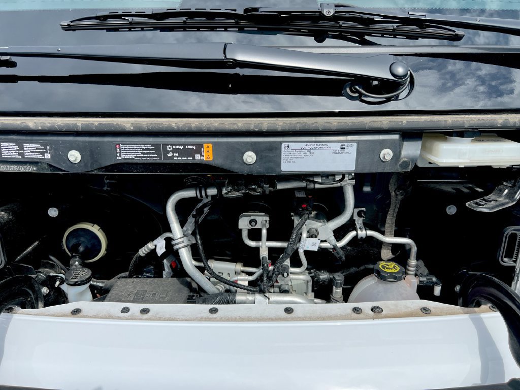 Used 2024 Chevrolet Brightdrop 600 w/ Battery Pack, Max Range AWD/4WD image 15