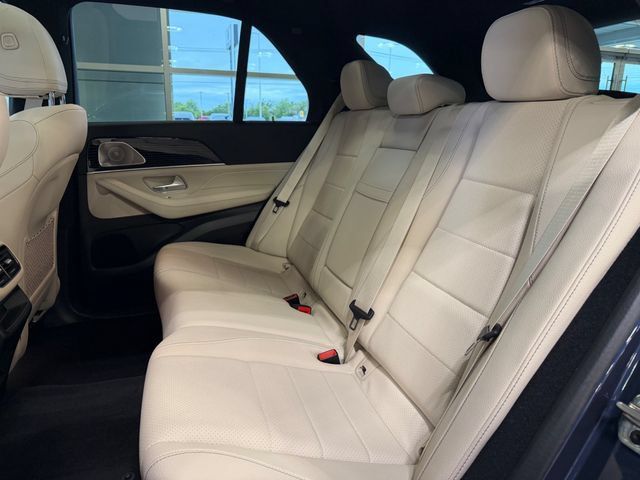 Used 2025 Mercedes-Benz GLE 450e 4MATIC w/ AMG Line Exterior image 21