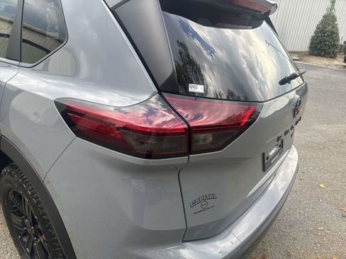 New 2026 Nissan Rogue SV AWD/4WD image 33
