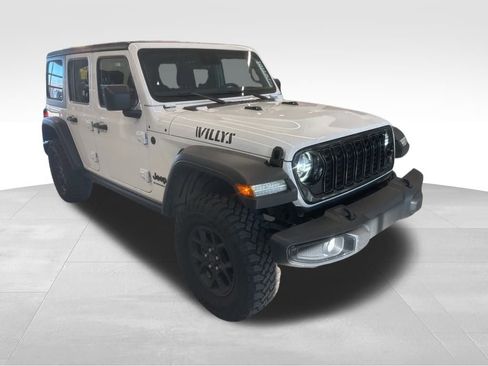 Used 2024 Jeep Wrangler Willys image 21