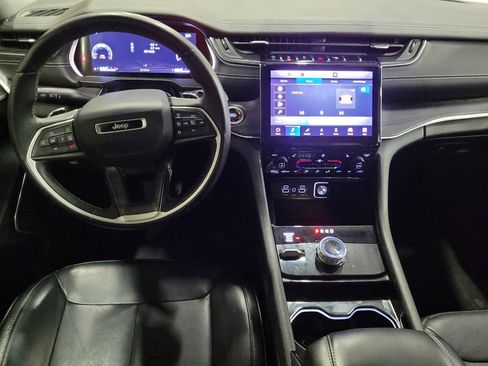 Used 2022 Jeep Grand Cherokee L Limited image 22