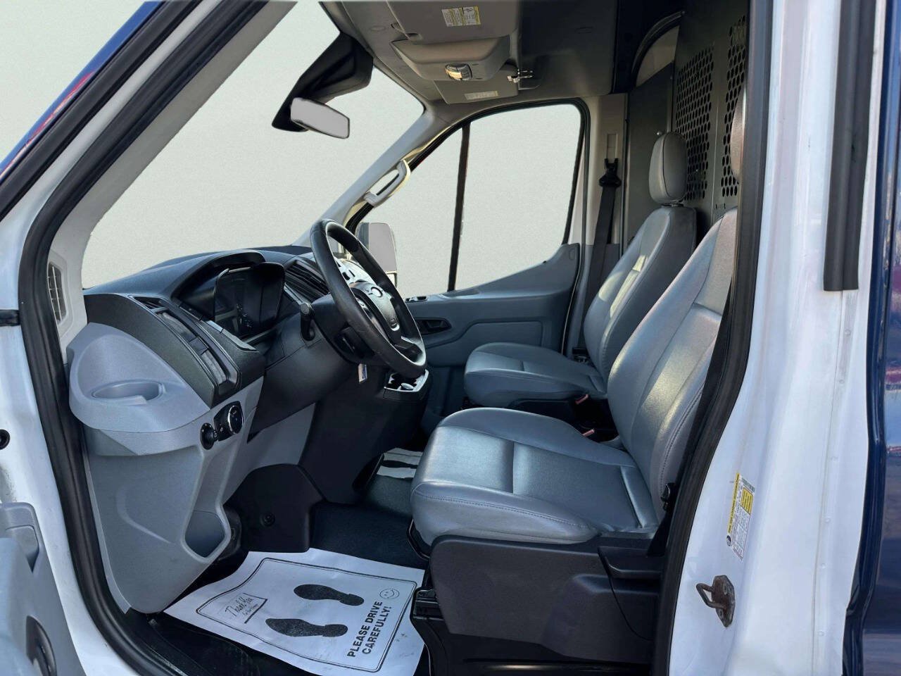 Used 2017 Ford Transit 250 148 High Roof RWD image 10