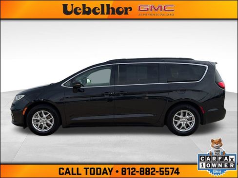 Used 2022 Chrysler Pacifica Touring-L FWD image 18