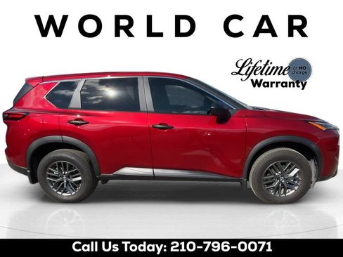 Certified 2025 Nissan Rogue S FWD image 8