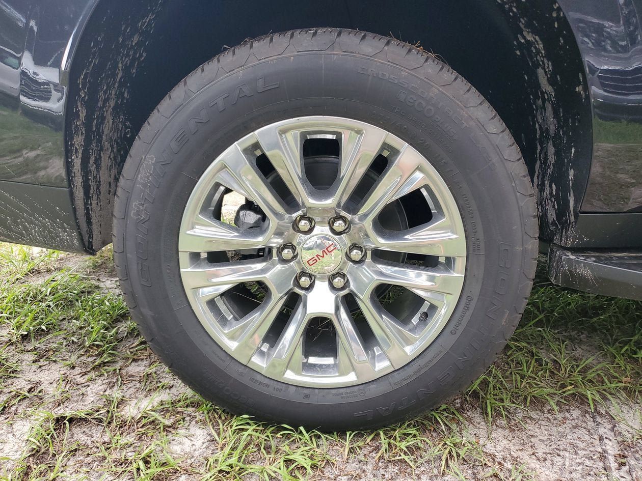 New 2026 GMC Yukon XL Denali RWD image 6