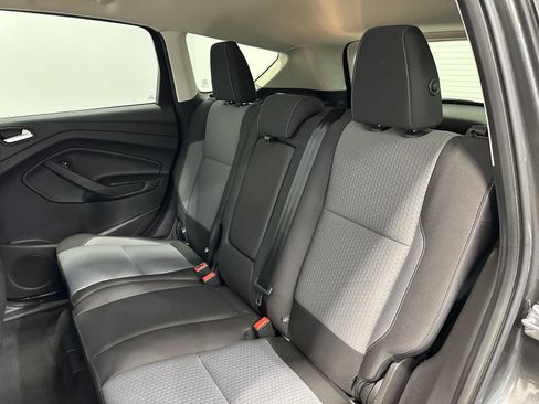 Used 2017 Ford Escape SE w/ Equipment Group 201A image 23