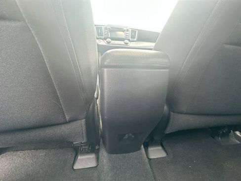 Used 2018 Toyota RAV4 XLE w/ Plus Extra Value Package AWD/4WD image 23