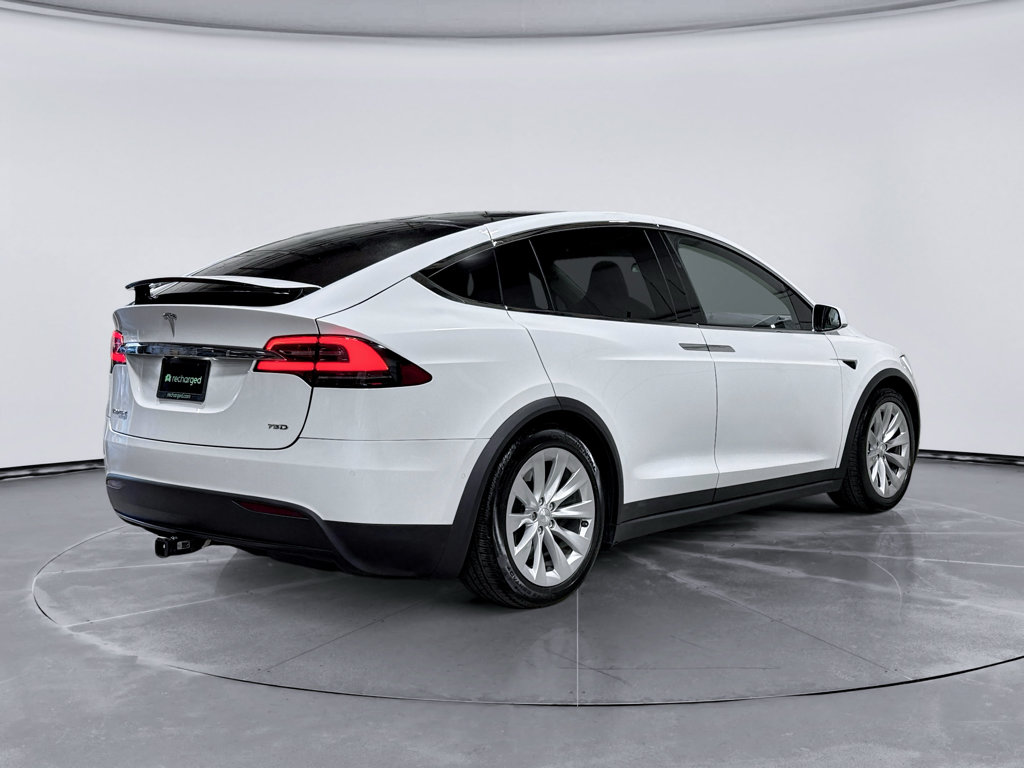 Used 2018 Tesla Model X 75D AWD/4WD image 3