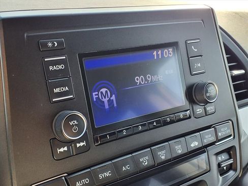 Used 2020 Honda Odyssey LX image 4