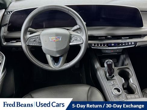 Used 2025 Cadillac XT4 Premium Luxury AWD/4WD image 24