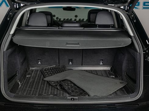 Used 2019 Audi Q5 2.0T Premium Plus w/ Premium Plus Package image 26