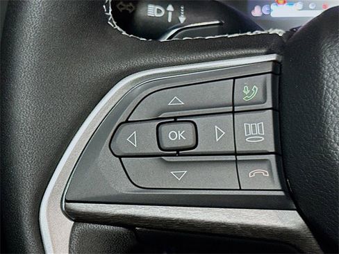 New 2025 Jeep Grand Cherokee Limited w/ Luxury Tech Group II image 28