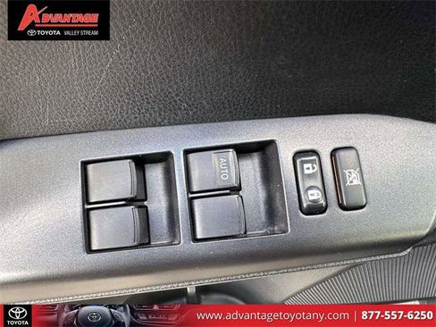 Certified 2018 Toyota RAV4 LE image 19