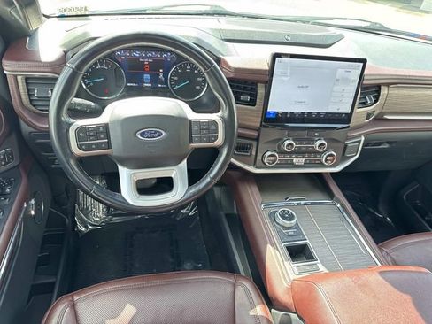 Used 2022 Ford Expedition Max Limited image 12