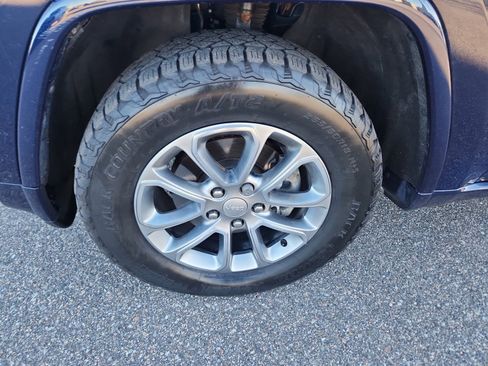 Used 2014 Jeep Grand Cherokee Overland image 27