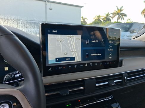 Certified 2023 Lincoln Corsair Reserve FWD image 18