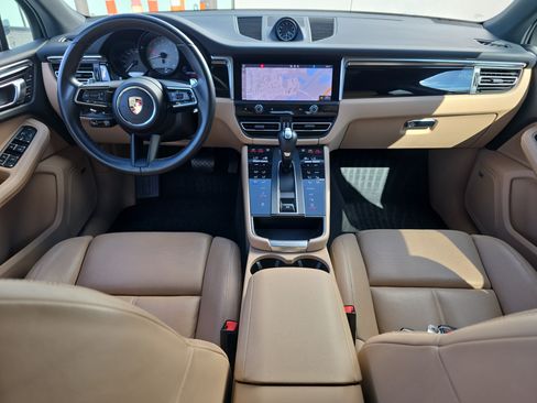 Certified 2023 Porsche Macan S AWD/4WD image 16