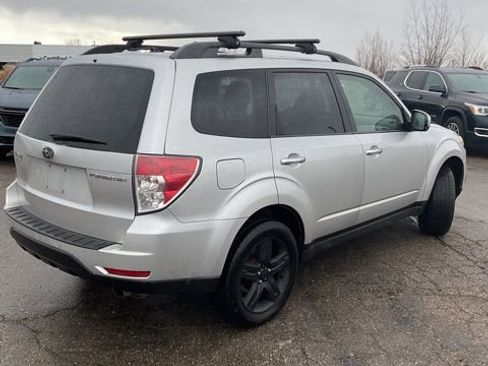 Used 2009 Subaru Forester 2.5X Limited image 3