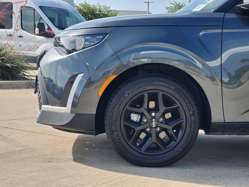 Used 2024 Kia Soul LX w/ Option Group 015 FWD image 8