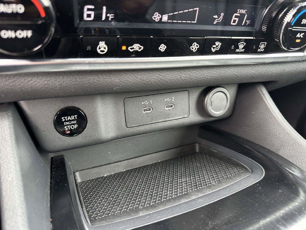 Certified 2025 Nissan Rogue SV w/ SV Premium Package AWD/4WD image 22
