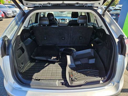 Used 2017 Ford Edge Titanium AWD/4WD image 10