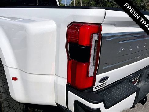 Used 2024 Ford F350 Platinum w/ FX4 Off-Road Package AWD/4WD image 23