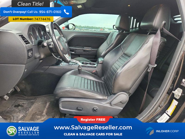 Used 2012 Dodge Challenger SXT RWD image 9