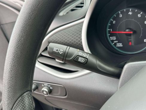 Used 2024 Chevrolet Malibu LT FWD image 25