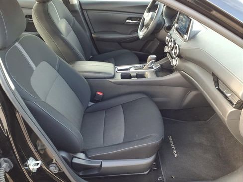 Used 2024 Nissan Sentra SV image 17