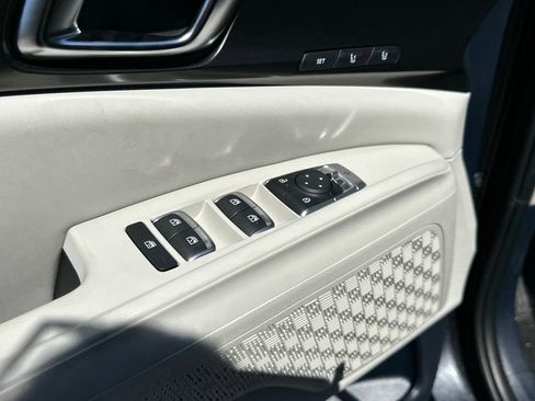 New 2026 Kia Carnival SX FWD image 11