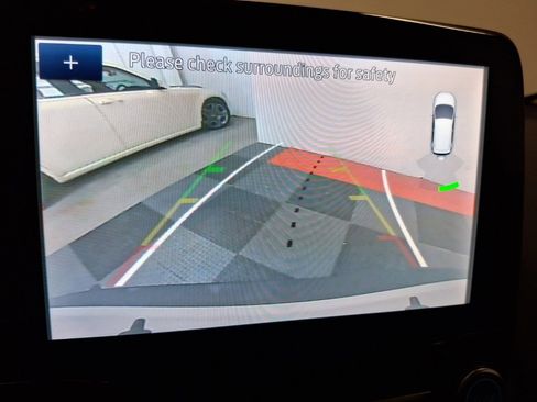 Used 2020 Ford EcoSport SE w/ SE Convenience Package image 24