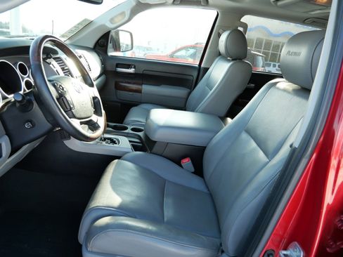 Used 2013 Toyota Tundra Platinum image 20