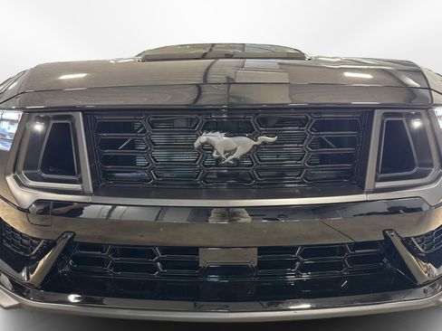 Used 2024 Ford Mustang Dark Horse image 11