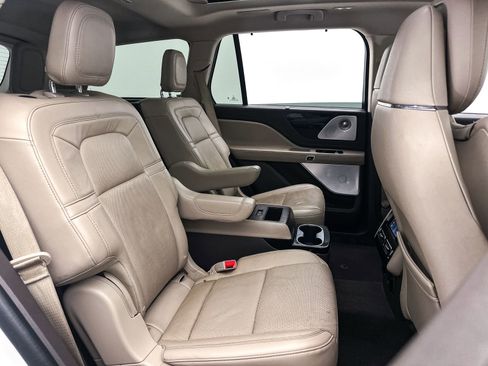 Used 2022 Lincoln Aviator Reserve w/ Equipment Group 201A AWD/4WD image 37