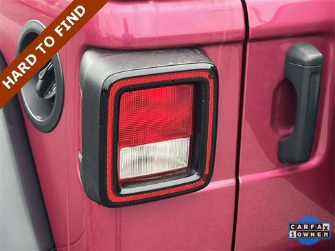Certified 2024 Jeep Wrangler Willys image 10