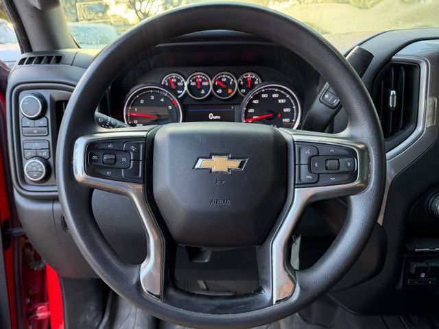 Used 2022 Chevrolet Silverado 2500 Custom w/ Custom Value Package AWD/4WD image 10